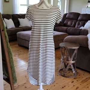 Midi Hi-Low T-Shirt Dress